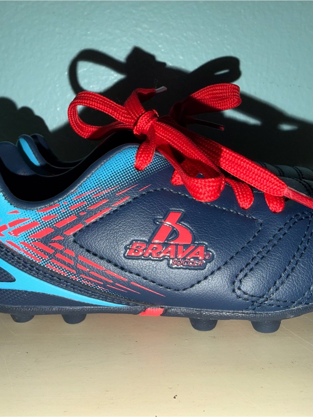 BRAVA Kids' Navy and Red Soccer Cleats